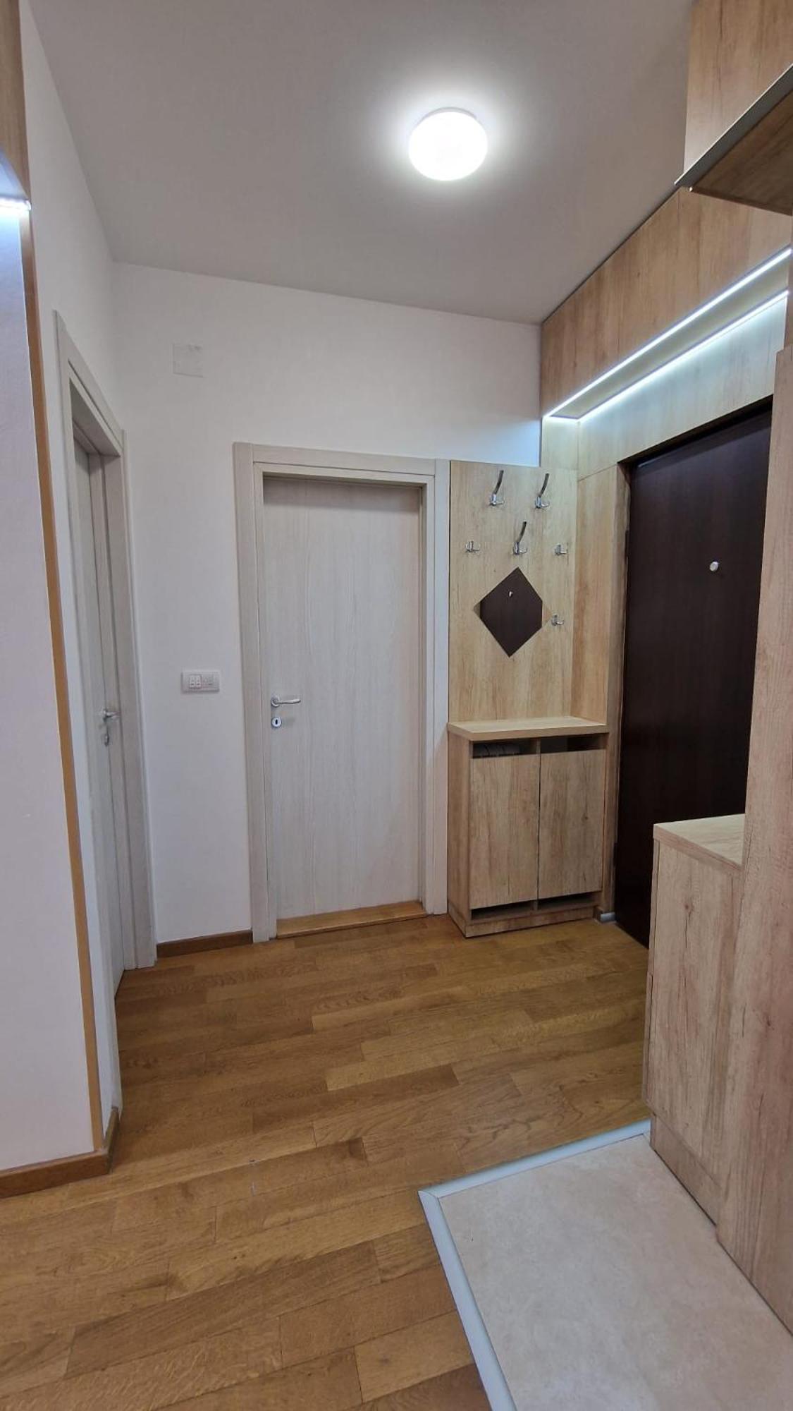 Porodicno-Poslovni Udoban Stan Apartment เบลเกรด ภายนอก รูปภาพ